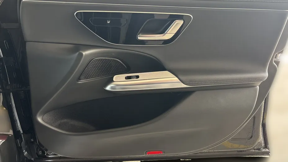 MERCEDES-BENZ E Klasa E 200 mHEV 4-Matic AMG 9G-Tronic
