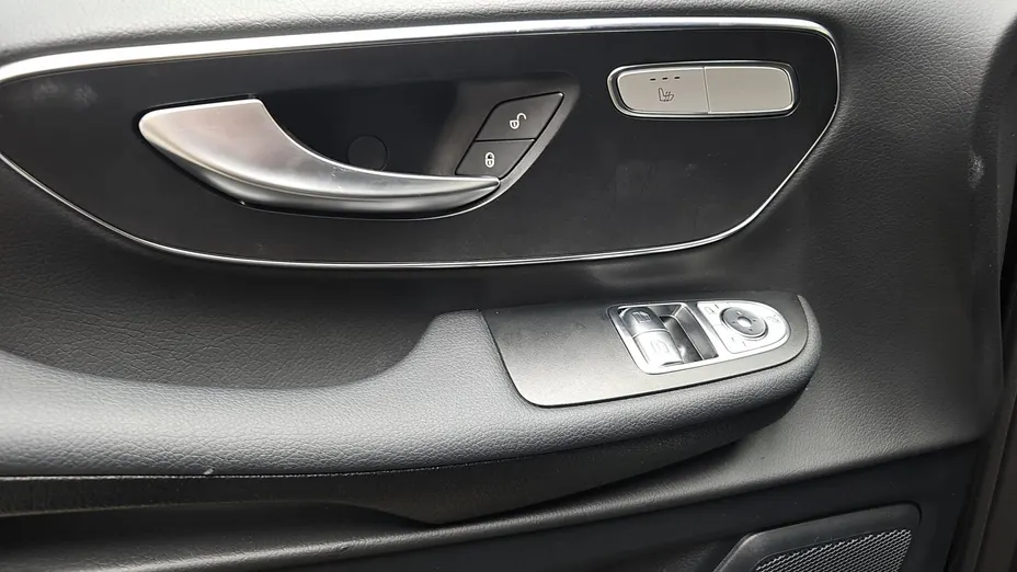 MERCEDES-BENZ V Klasa V 250 d 4-Matic Avantgarde 9G-Tronic (długi)