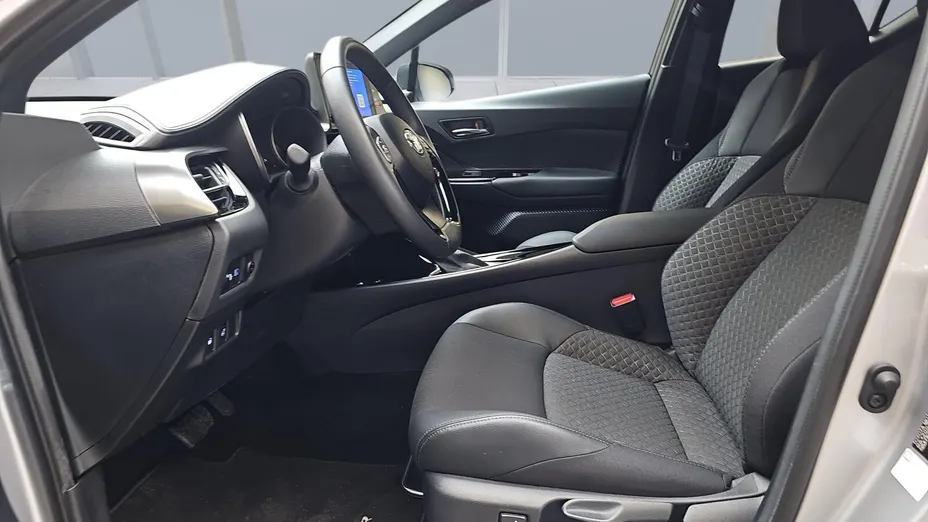 TOYOTA C-HR C-HR 2.0 Hybrid Style