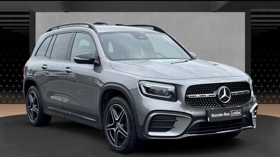 MERCEDES-BENZ GLB GLB 200 mHEV AMG Line 7G-DCT