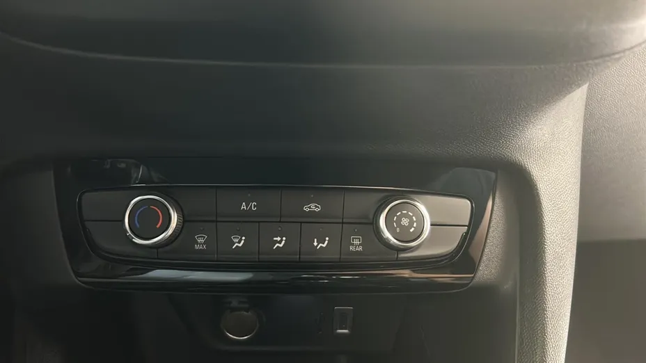 OPEL Corsa Corsa 1.2 T Edition S&S Nowy