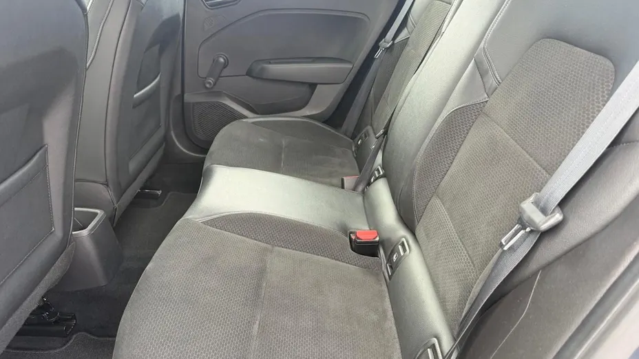 RENAULT Clio -
