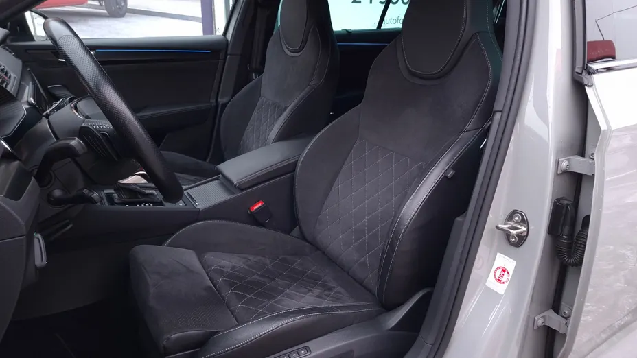 SKODA Superb Superb 2.0 TDI SCR Sportline DSG