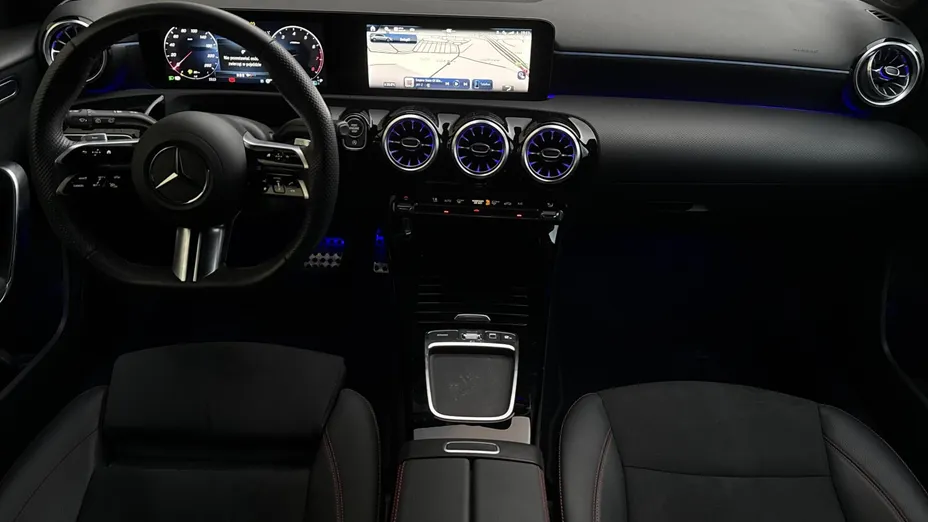 MERCEDES-BENZ A Klasa A 200 AMG Line 7G-DCT