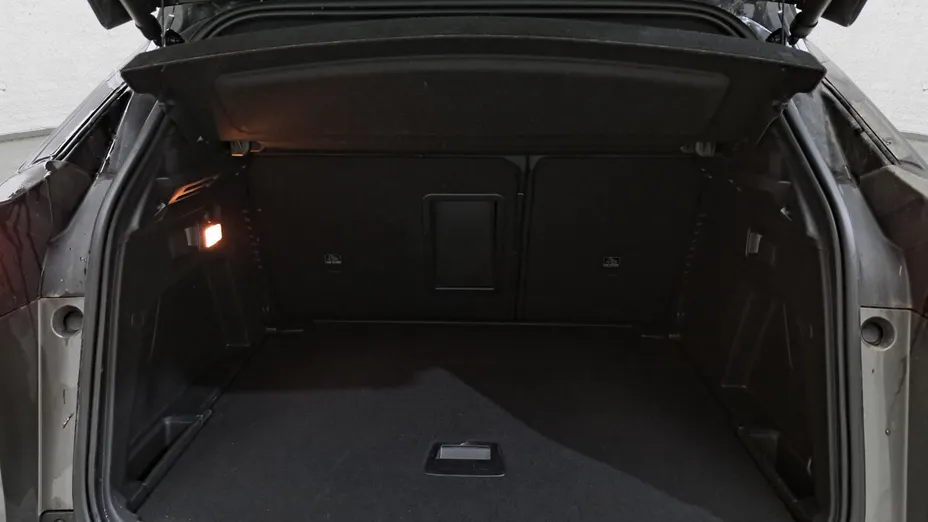 PEUGEOT 3008 3008 1.2 PureTech Allure S&S EAT8