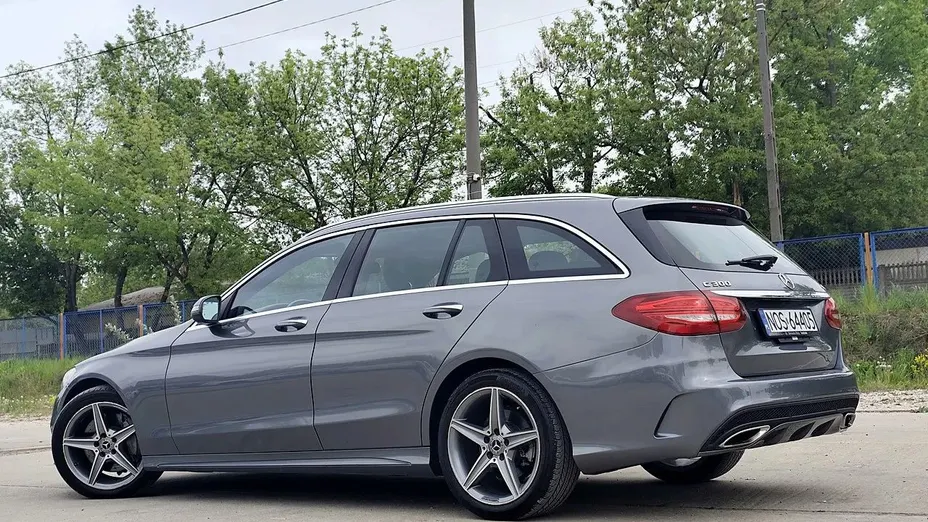 MERCEDES-BENZ C Klasa -