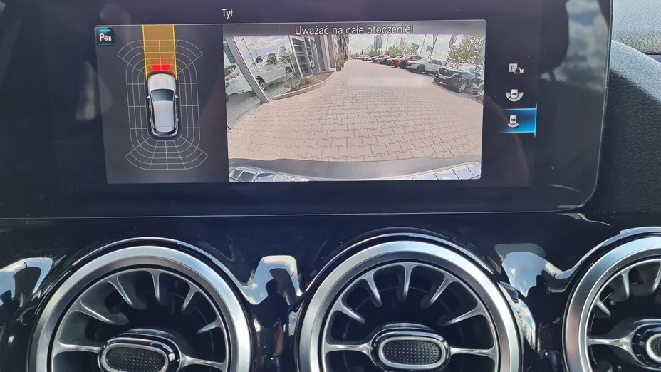 MERCEDES-BENZ EQA EQA 300 66.5kWh 4-Matic Progressive