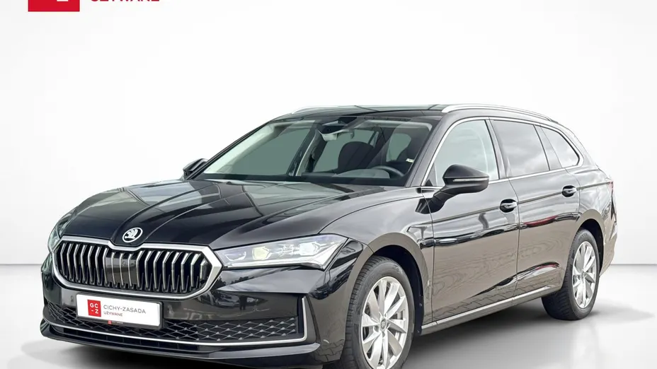 SKODA Superb -