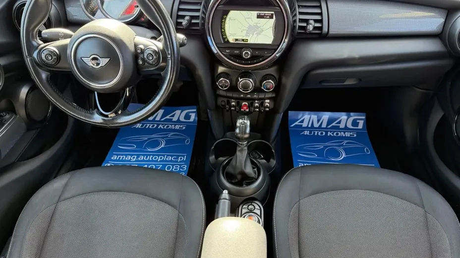 MINI Cooper -