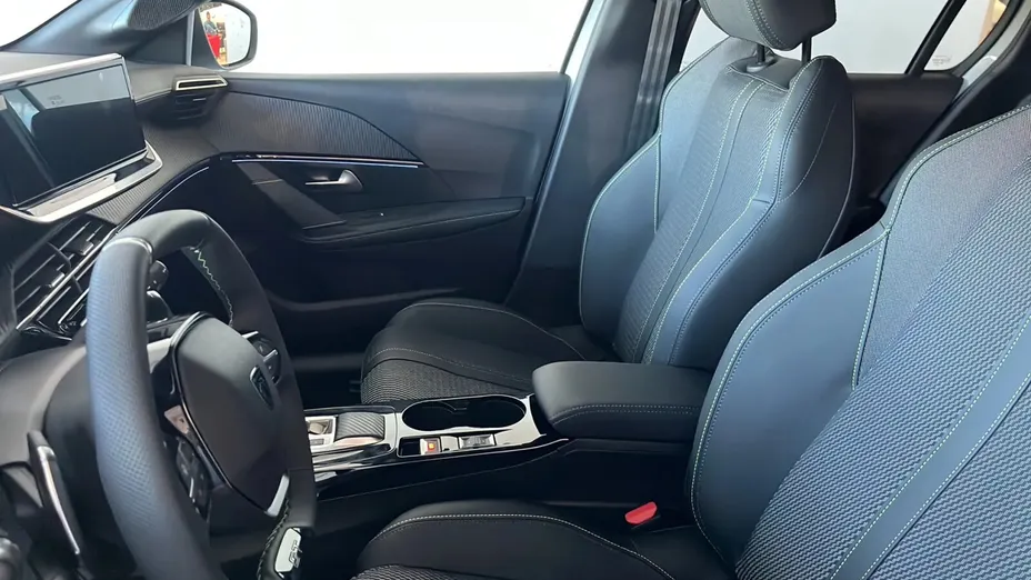 PEUGEOT 208 208 1.2 mHEV GT Nowy