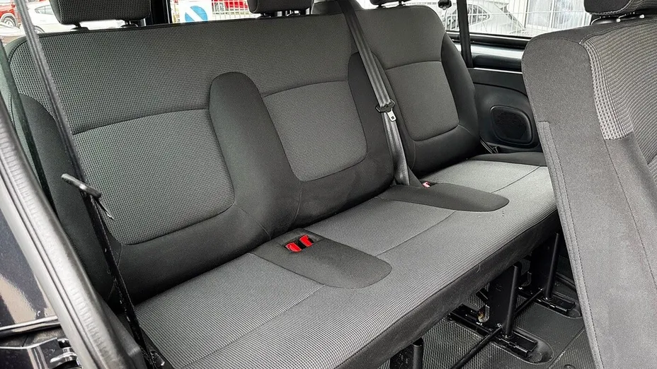 RENAULT Trafic Trafic 2.0 dCi L2H1 HD Extra EDC (bryg.)
