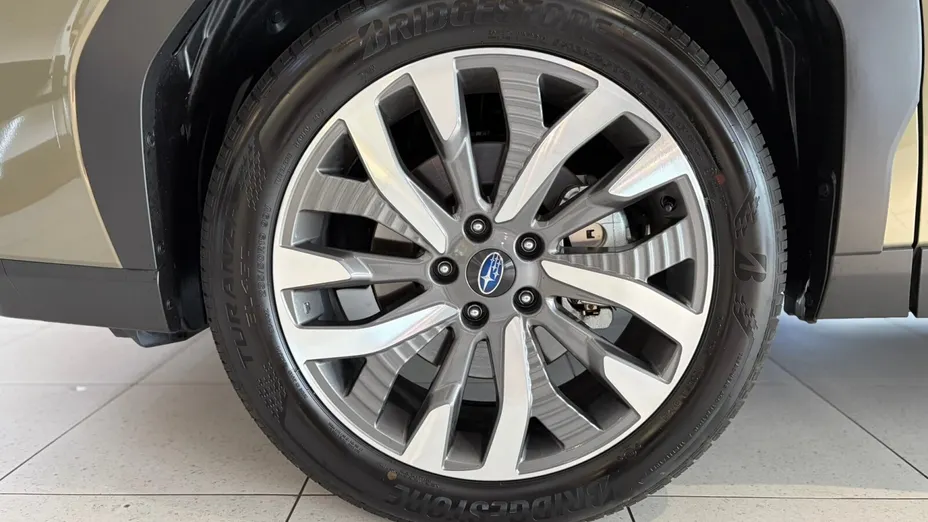 SUBARU Forester Forester 2.0i-L Platinum (EyeSight) Lineartronic