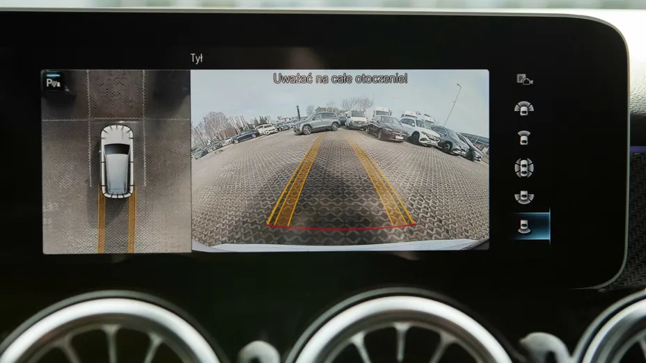 MERCEDES-BENZ GLB GLB 250 4-Matic AMG Line 8G-DCT