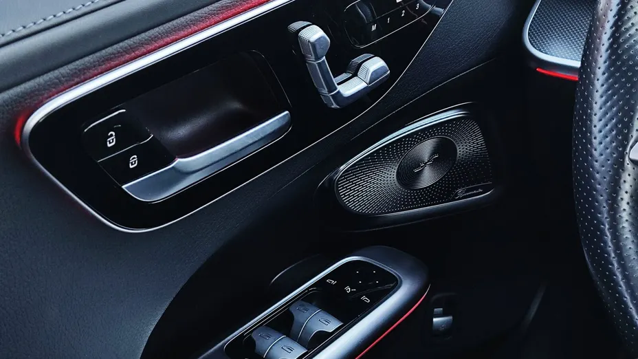 MERCEDES-BENZ C Klasa C 200 mHEV 4-Matic AMG