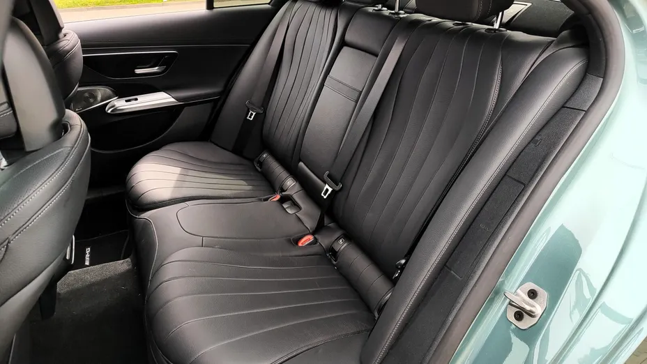 MERCEDES-BENZ E Klasa E 220 d mHEV Exclusive 9G-Tronic