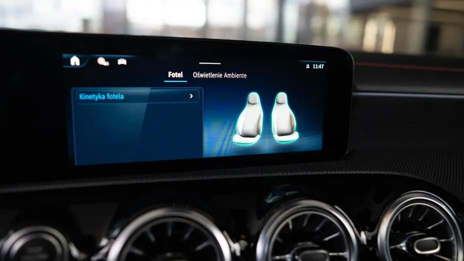 MERCEDES-BENZ CLA CLA 220 mHEV 4-Matic AMG Line 8G-DCT