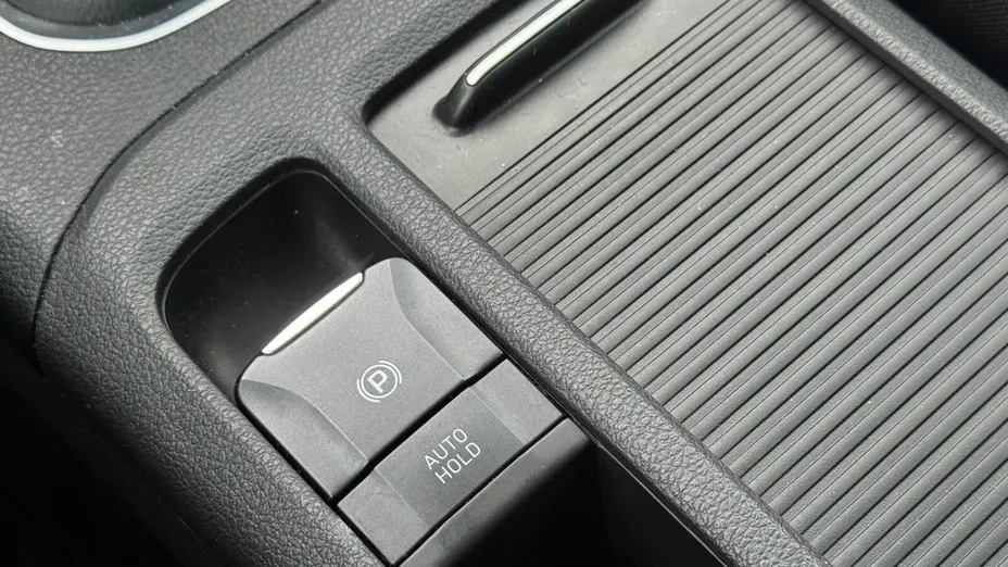 HYUNDAI i30 i30 1.5 T-GDI 48V Executive