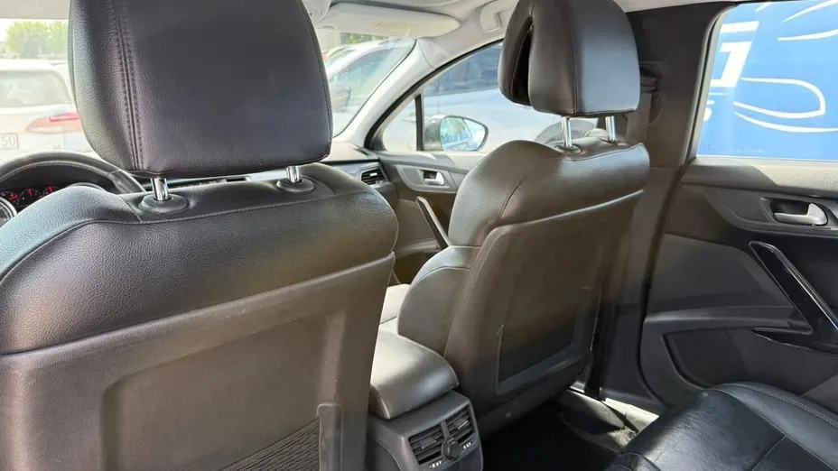 PEUGEOT 508 -