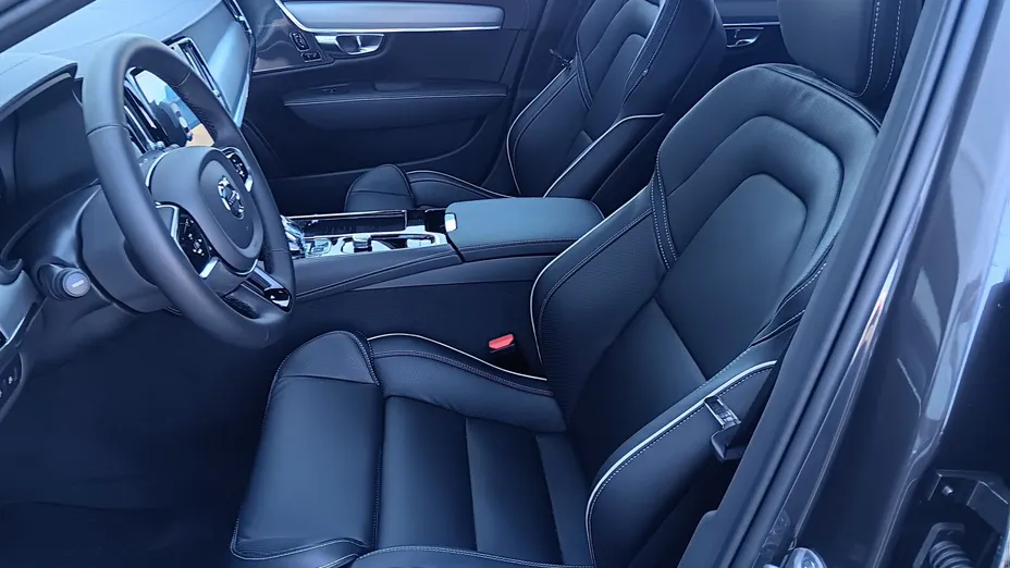 VOLVO S90 S90 T8 AWD Plug-In Hybrid Ultimate Dark aut Nowy