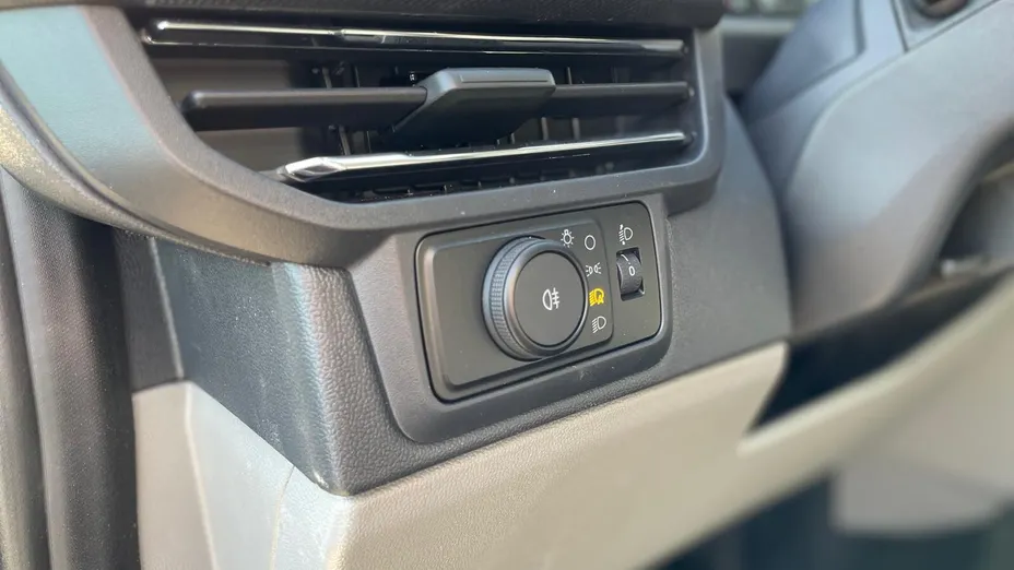 FORD Transit Custom Transit Custom 2.0 EcoBlue 320 L2H1 Limited Aut. Nowy