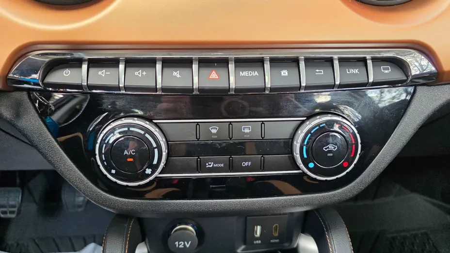 BAIC Senova X35 -