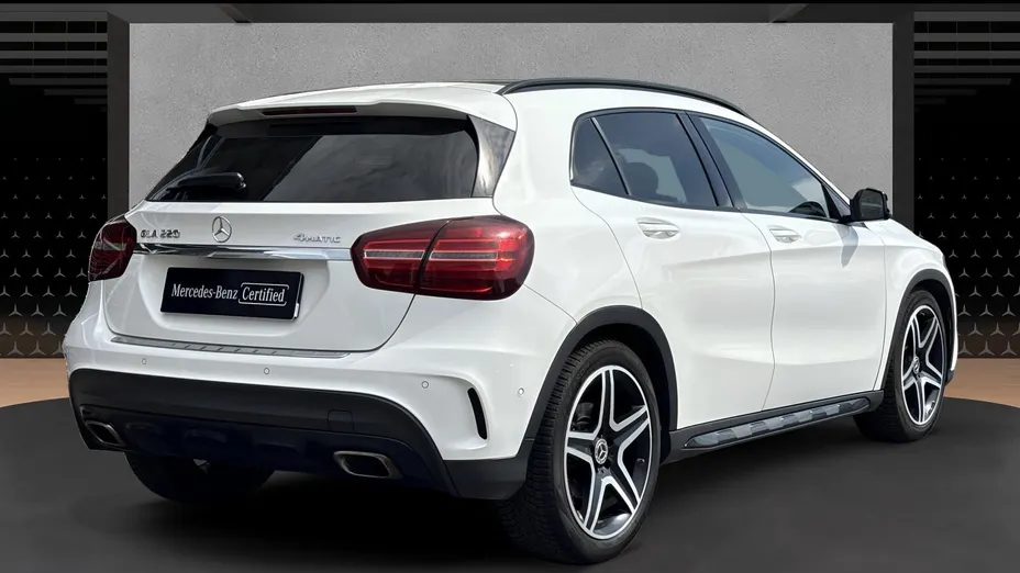 MERCEDES-BENZ GLA GLA 220 4-Matic AMG Line
