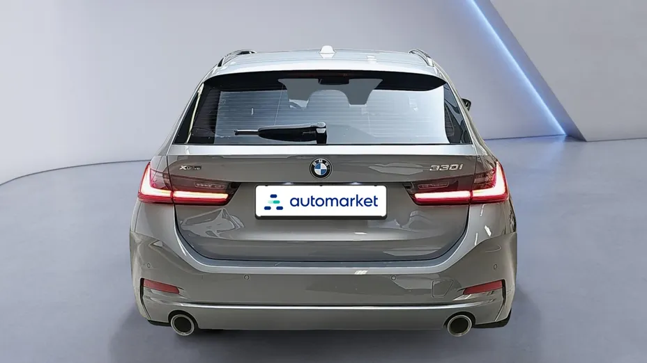 BMW Seria 3 330i xDrive aut