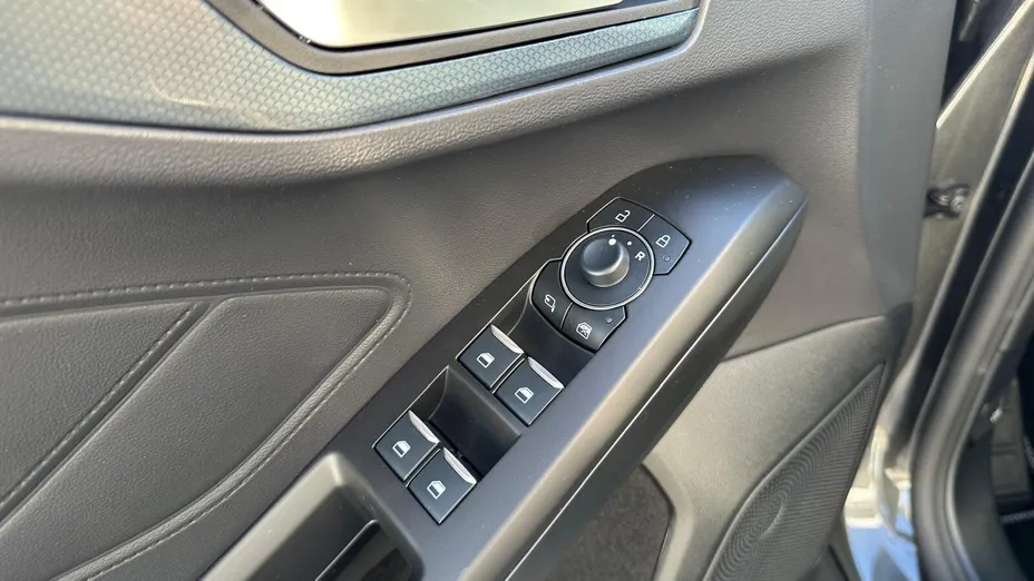 FORD Focus Focus 1.0 EcoBoost mHEV Active X aut Nowy