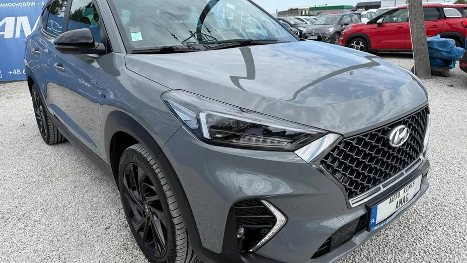 HYUNDAI Tucson -
