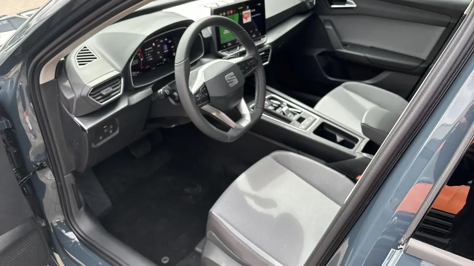 SEAT Leon Leon 1.5 eTSI mHEV Style DSG Nowy