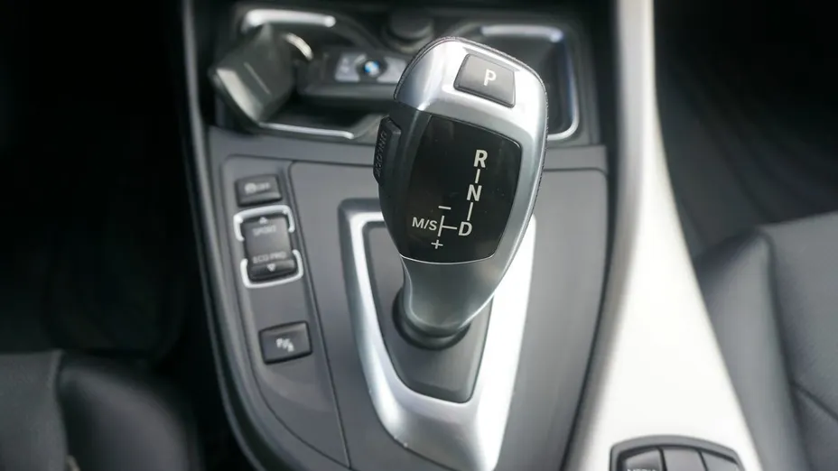 BMW Seria 2 216i GPF Sport Line
