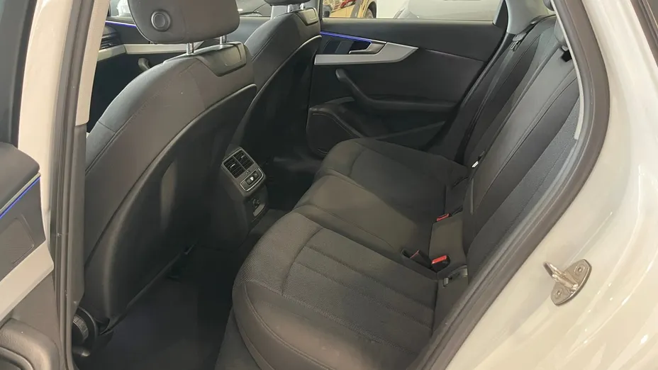 AUDI A4 A4 35 TFSI mHEV Advanced S tronic