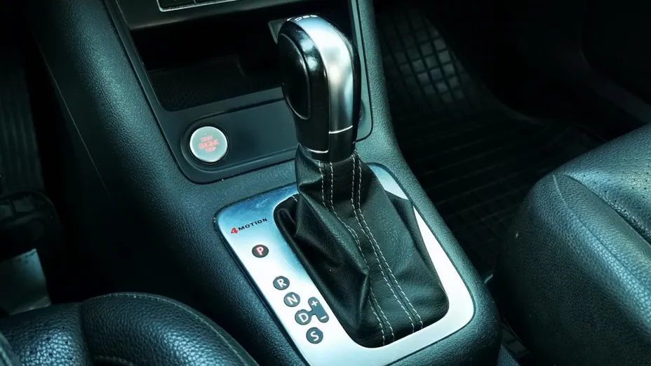 VOLKSWAGEN Tiguan -