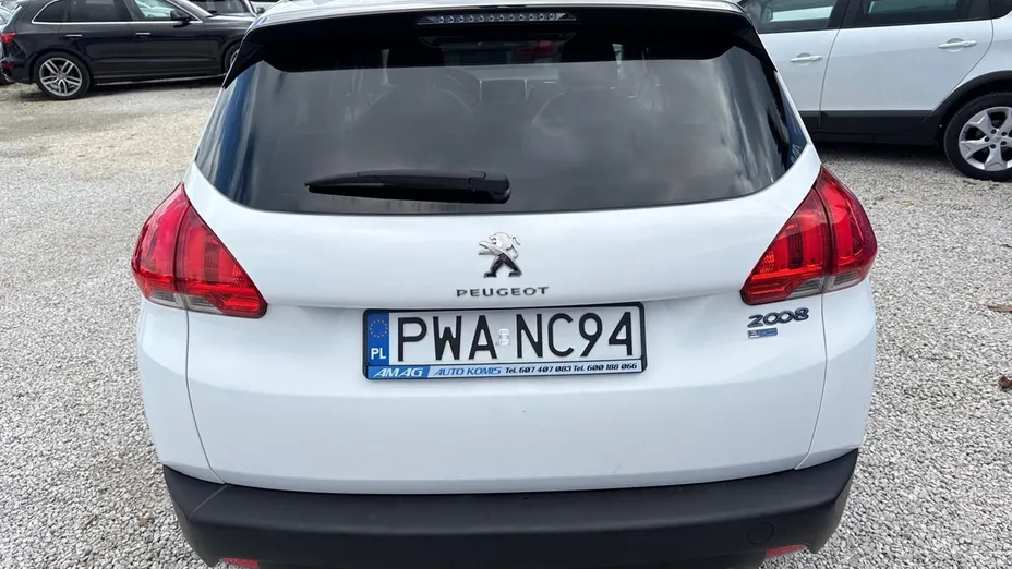 PEUGEOT 2008 -