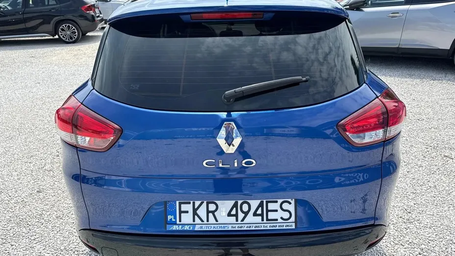 RENAULT Clio -