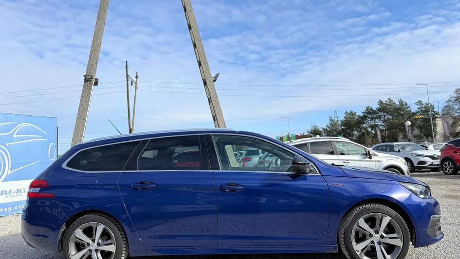 PEUGEOT 308 -