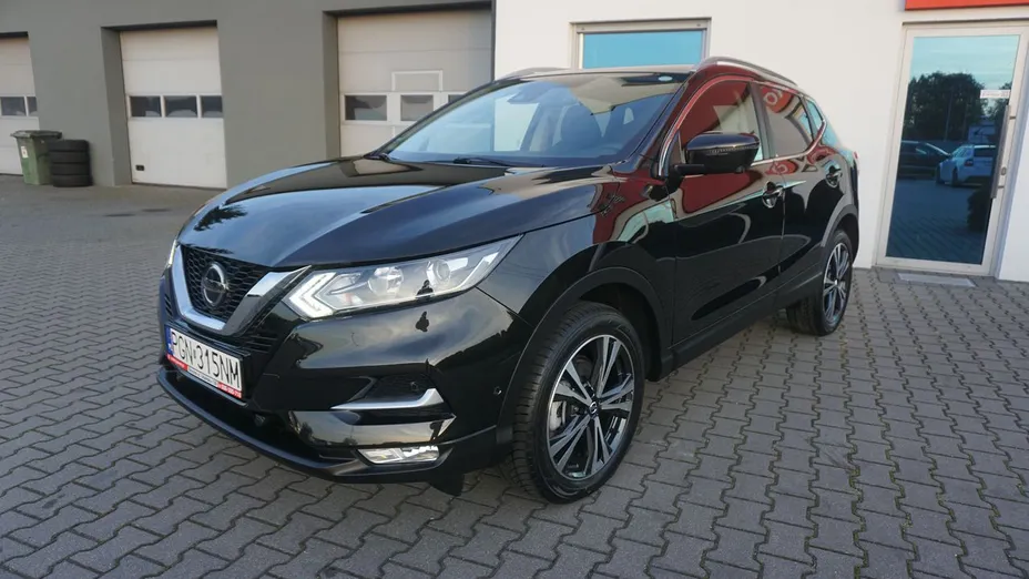 NISSAN Qashqai Qashqai 1.3 DIG-T N-Connecta