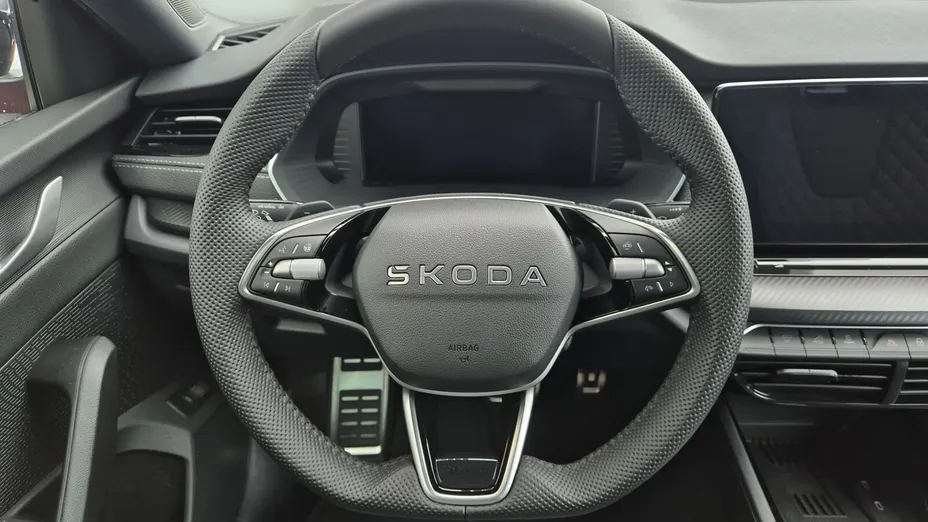 SKODA Octavia Octavia 1.5 TSI mHEV Sportline DSG Nowy