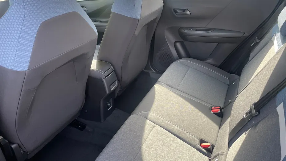 OPEL Frontera Frontera 1.2 T mHEV Edition eDTC6 Nowy