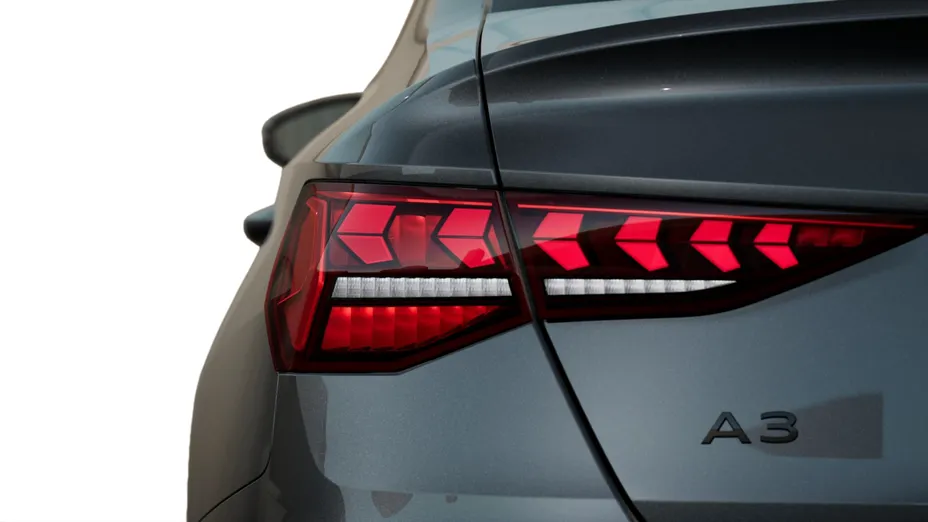 AUDI A3 A3 TFSI mHEV 110 kW S Line S tronic