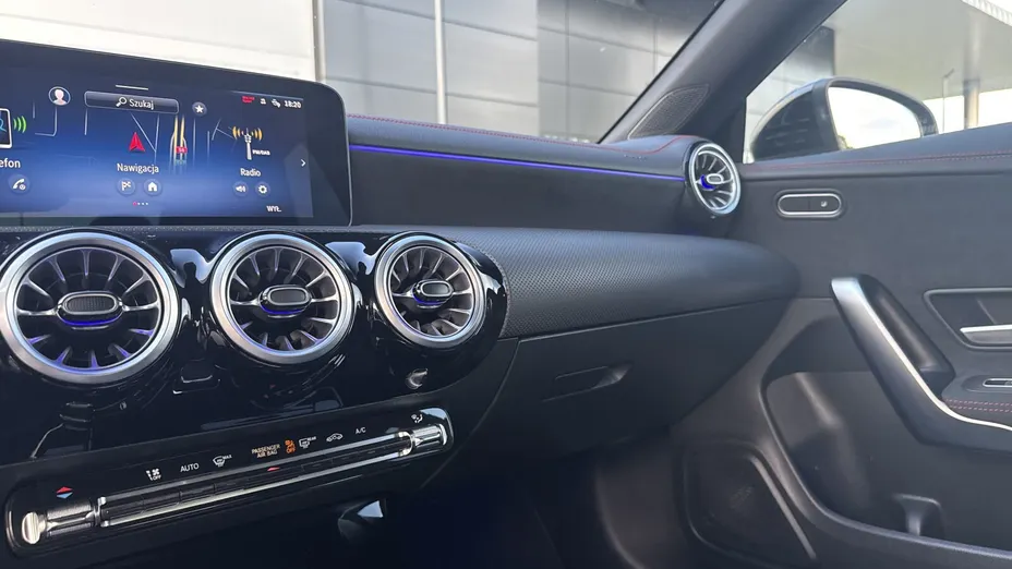 MERCEDES-BENZ CLA CLA 200 mHEV AMG Line 7G-DCT