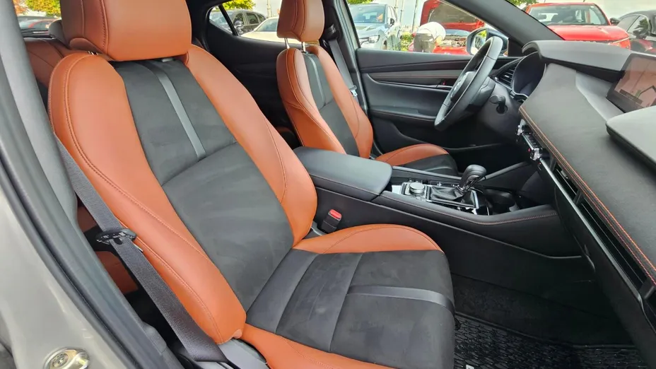 MAZDA 3 3 2.0 mHEV Nagisa aut