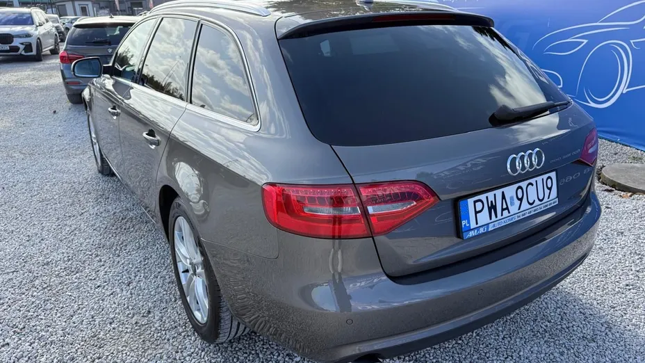 AUDI A4 -