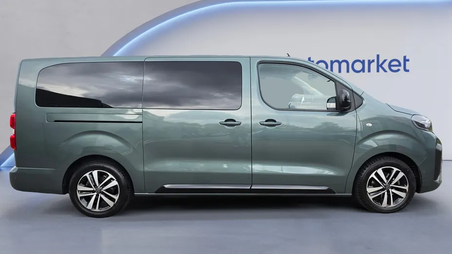 PEUGEOT Traveller Traveller 2.0 BlueHDi Long Business EAT8