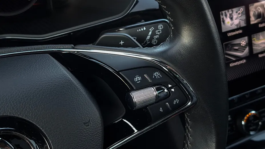 SKODA Superb Superb 2.0 TDI SCR L&K DSG