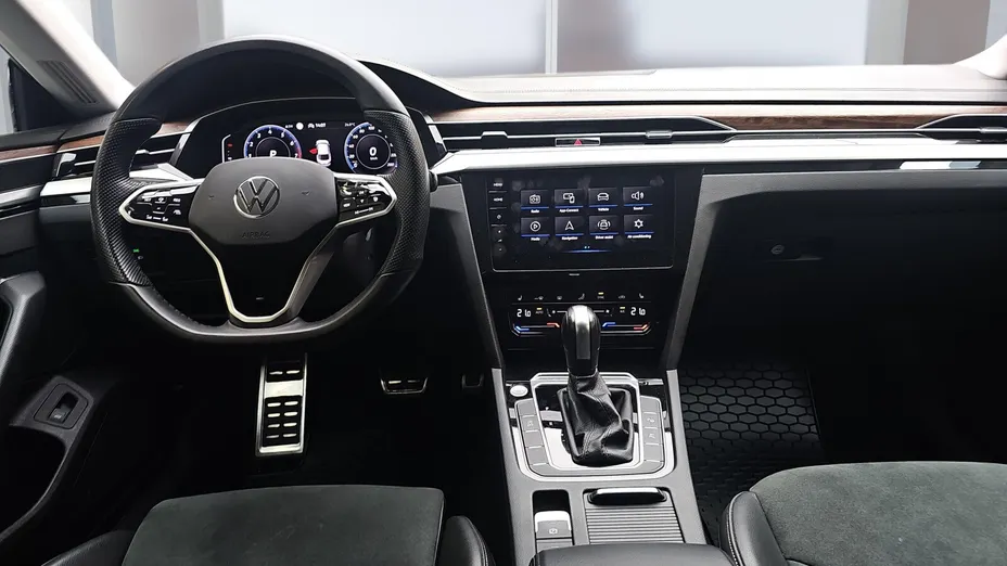 VOLKSWAGEN Arteon Arteon 2.0 TSI Elegance DSG