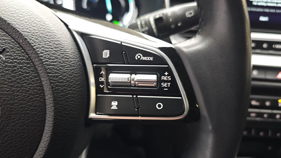 KIA Cee'd Ceed 1.6 GDI PHEV L DCT