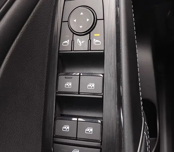 NISSAN Qashqai Qashqai 1.3 DIG-T mHEV N-Connecta Xtronic