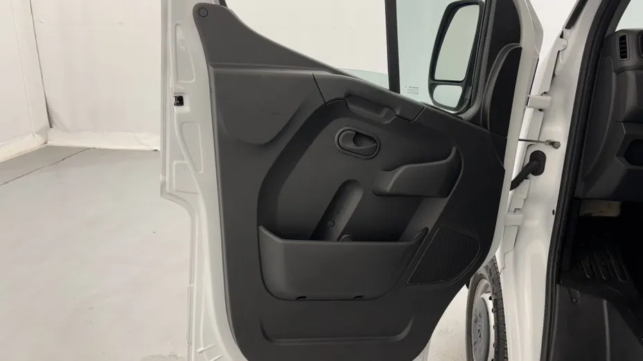 RENAULT Trafic -