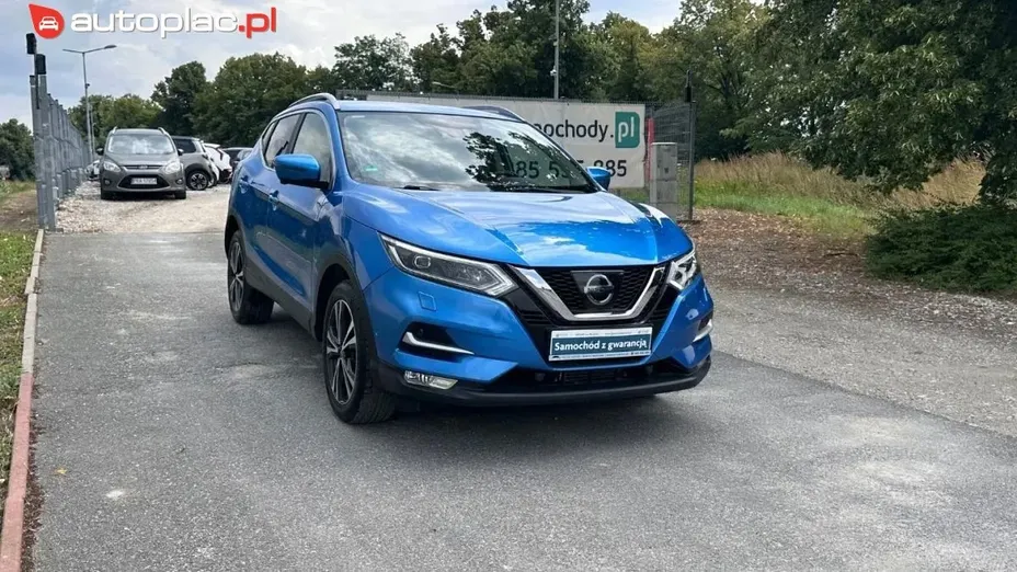 NISSAN Qashqai -